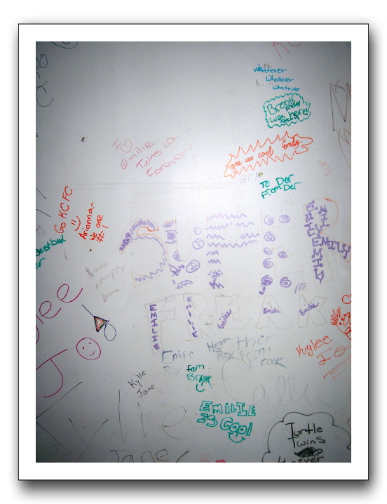 Emilie's Room 03-05 031