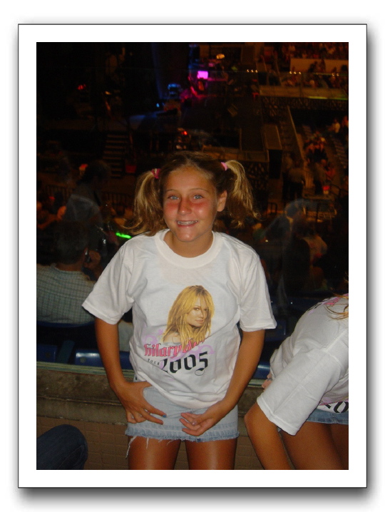 Hillary Duff Concert 006
